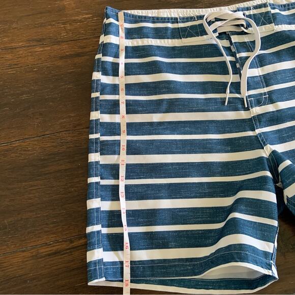Ezekiel Men's Navy White Stripe Swim Shorts Boardshorts Swim Trunks Size 36 - Picture 12 of 14